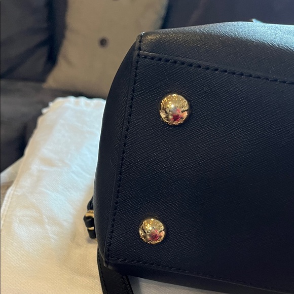 Michael Kors Jet Set Saffiano Leather Tote Bag
Yes Like new - Picture 12 of 14